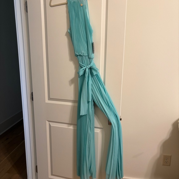 NWT Beautiful Boston Proper Jumpsuit - Picture 2 of 3